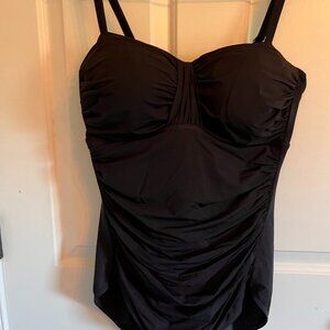 Land's End Womens One Piece Swimsuit Size 14